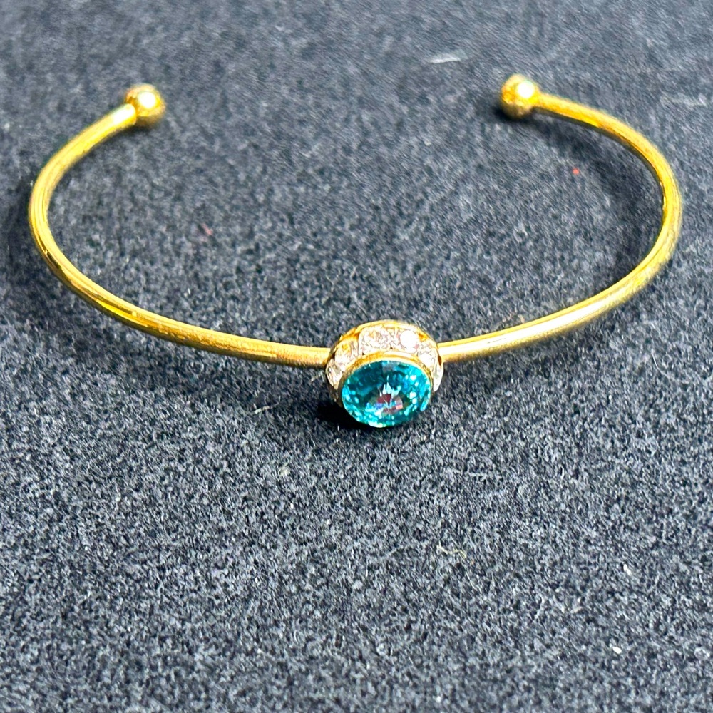 New- 14k gold plated with genuine aquamarine stone cuff bracelet